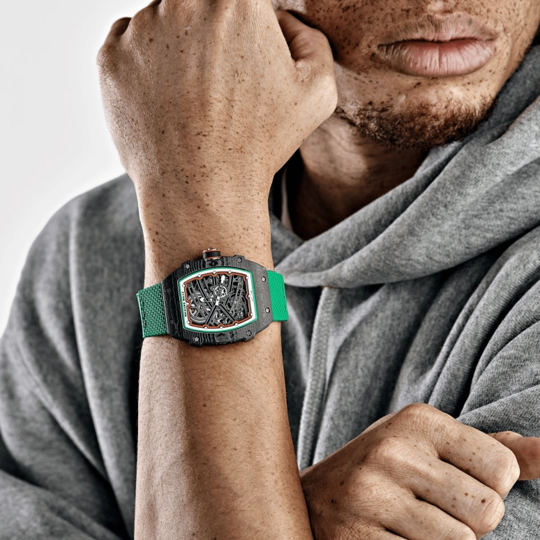 理查米尔,非陀飞轮 38.70x47.52毫米,38.70x47.52毫米,NTPT® 复合碳纤维,Carbotech™ 复合碳纤维,Texalium® 铝碳纤维,黑色,自动上弦,50小时,自制机芯,刘易斯·汉密尔顿,‌小汉,刘老汉,刘一圈,RM 67,RM 67-02 Italy