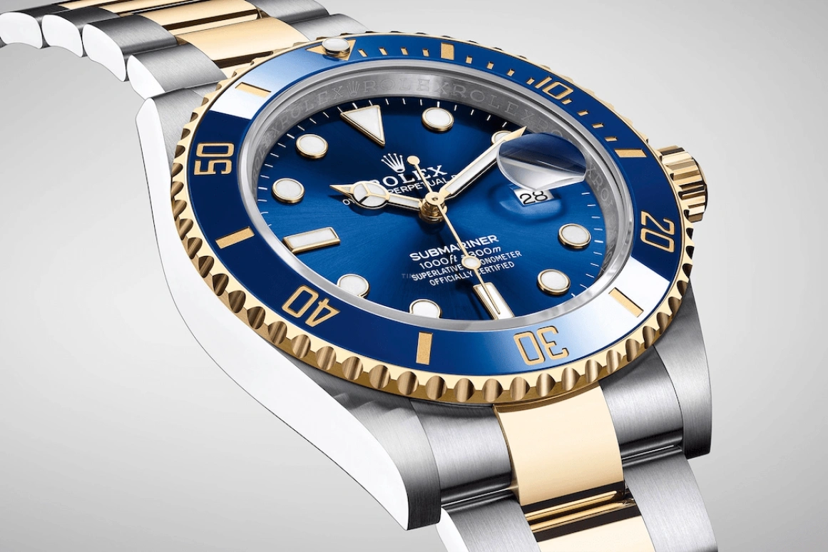 Rolex,Submariner 41mm,41mm,Yellow Gold,Stainless Steel,Blue,Automatic,Day,70hours,126613LB,126613LB-0002