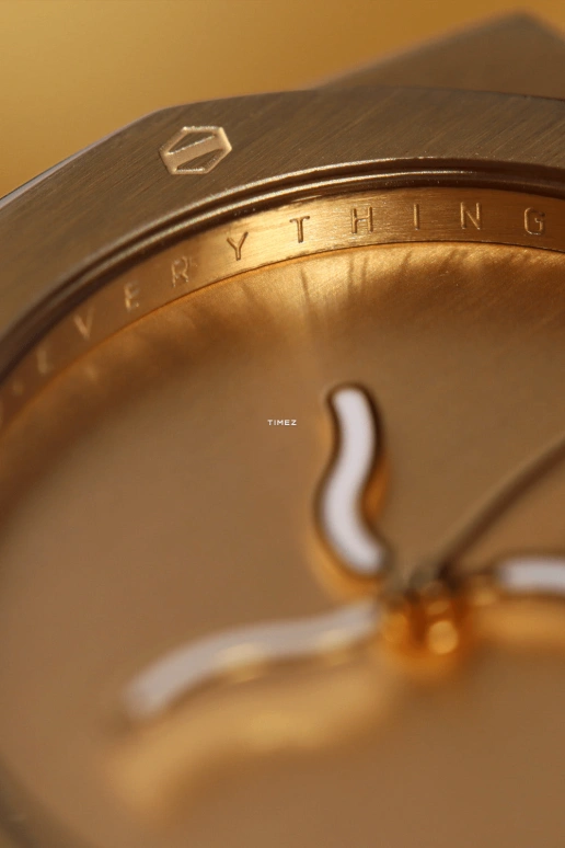 Safrezo,曲线橡树 38x39.60毫米,38x39.60毫米,不锈钢,黄金色,自动上弦,蓝宝石,其他,CO,CO-A03-G