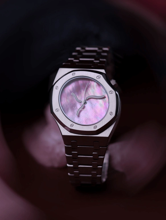 Safrezo,曲线橡树 38x39.60毫米,38x39.60毫米,不锈钢,粉色,自动上弦,蓝宝石,其他,CO,CO-C01-S