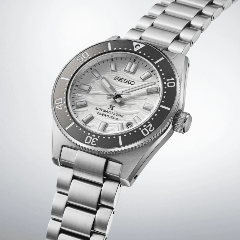 Seiko,Prospex Divers 40mm,40mm,Stainless Steel,White,Automatic,Day,Anti-magnetic,SBDC213