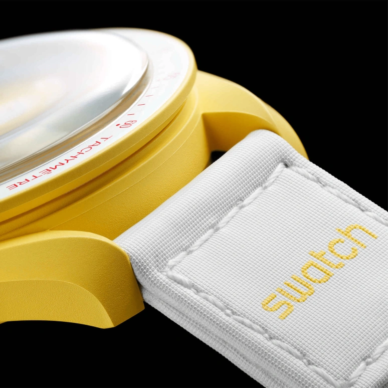 Swatch,MoonSwatch 42mm,42mm,Bioceramic,Yellow,Quartz,Chronograph,Rattrapante,SO33J100