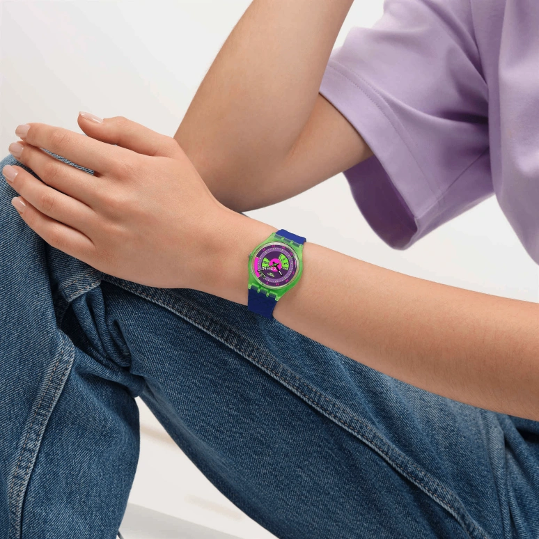 斯沃琪,NEON 34毫米,34毫米,生物基,紫色,绿色,石英,星期历,日历,SO28G704