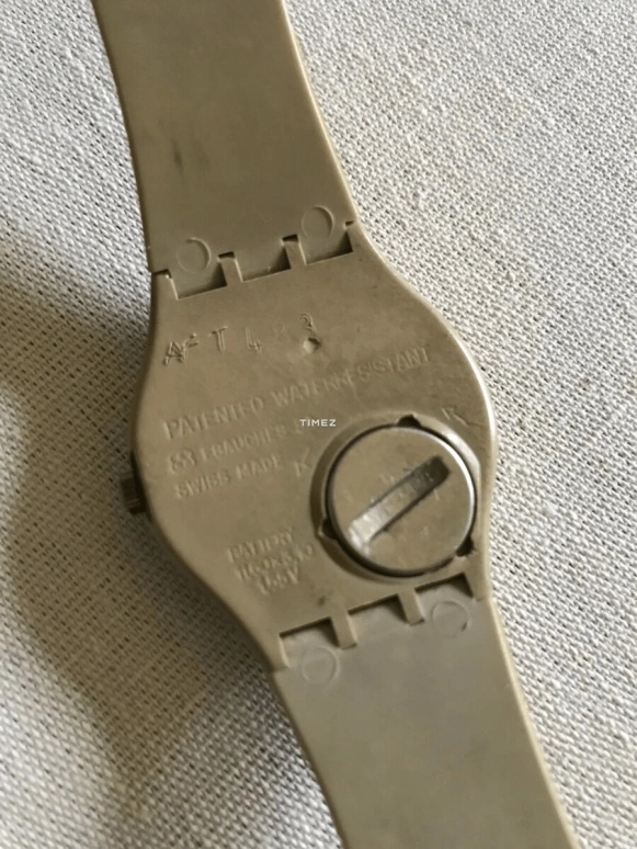 斯沃琪,其它 33毫米,33毫米,塑料,白色,石英,星期历,日历,GT702