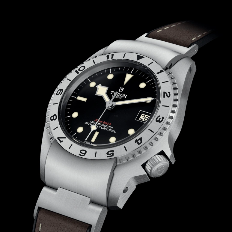 Tudor,Black Bay 42mm,42mm,Stainless Steel,Black,Automatic,Date,70hours,70150,70150-0001