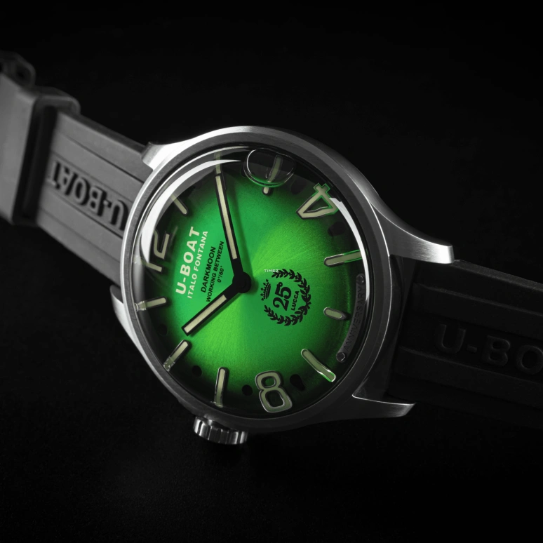 U-Boat,暗月 46.50毫米,46.50毫米,精钢,绿色,石英,蓝宝石,水晶玻璃,圆形,2031