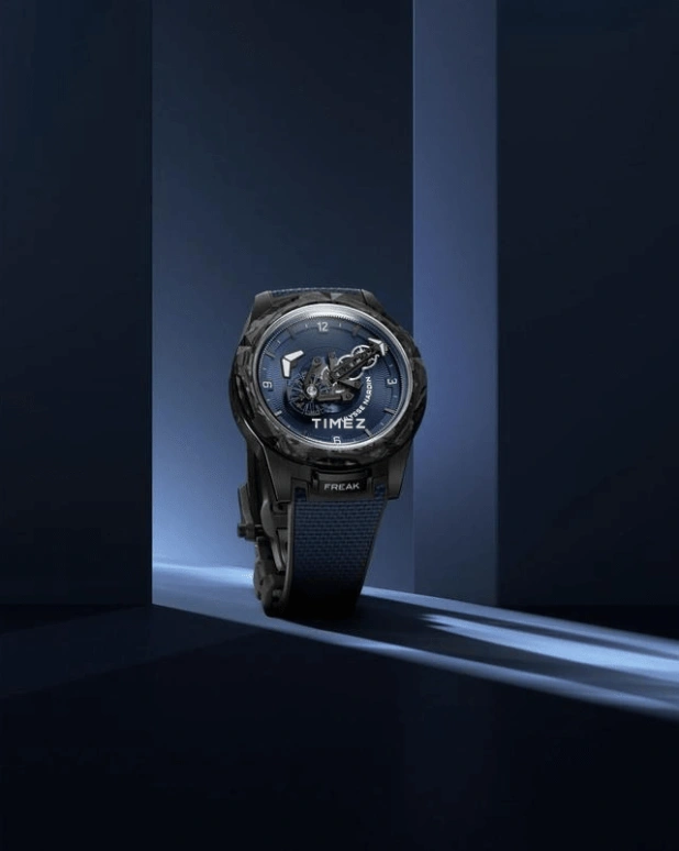 Ulysse Nardin,Freak 44mm,44mm,Titanium,Carbon,Blue,Automatic,90hours,In-house Caliber,2403,2403-500-3A/3A