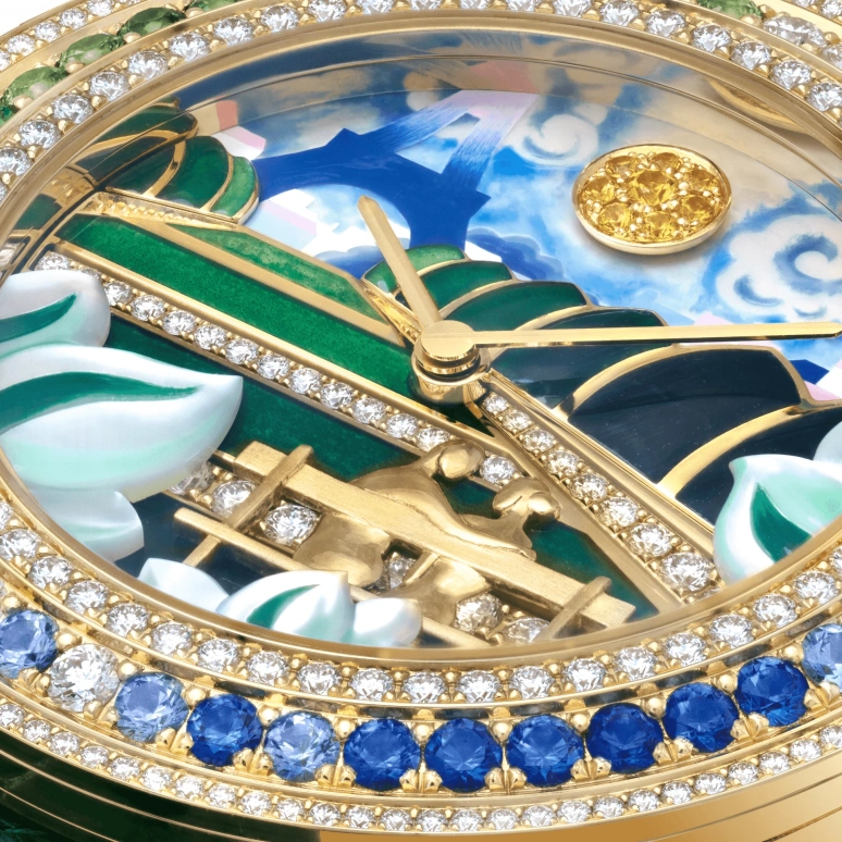 Van Cleef & Arpels,Extraordinary Dials™ 38mm,38mm,Sapphire,Yellow Gold,White,Yellow,Multi-Color,Blue,Quartz,Sapphire,Crystal Glass,Round,VCARO8WR00